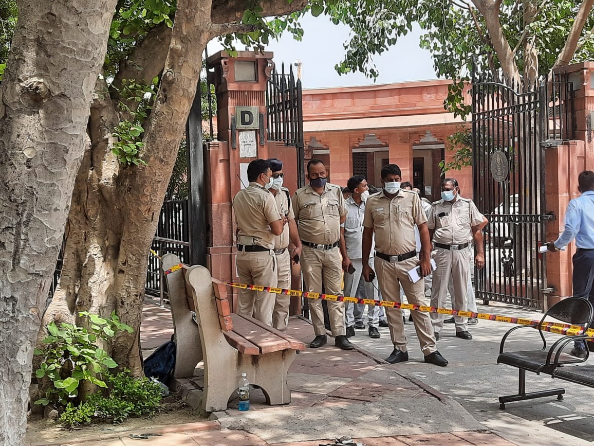 Woman and Man self-immolate outside Supreme Court of India Woman and Man self-immolate outside Supreme Court of India